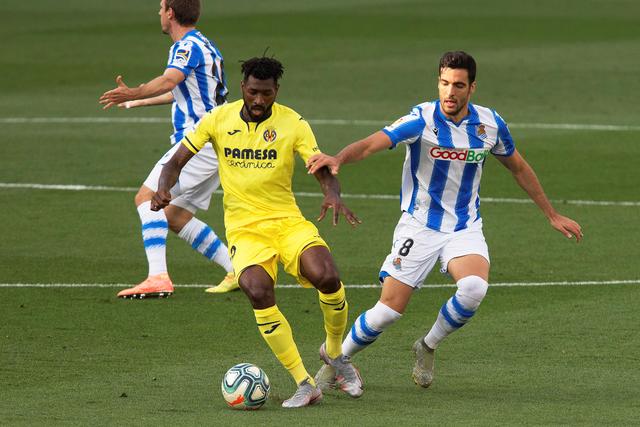 库里39分汤神对阵老东家22分 勇士险胜独行侠