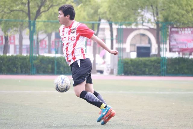 张镇麟13+10辽宁胜宁波 王哲林26分上海胜广州