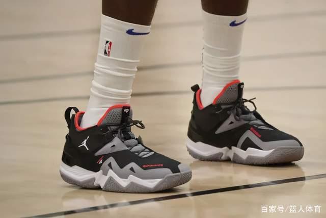 韩德君10+14辽宁负浙江 林庭谦27分天津胜宁波